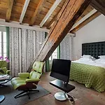 Szálloda Widder - Zurichs Luxury Hideaway