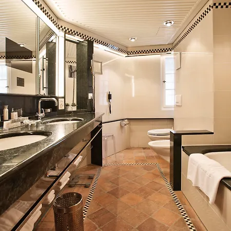 Widder - Zurichs Luxury Hideaway 5* Curych