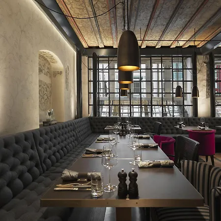 Widder - Zurichs Luxury Hideaway 5* ציריך