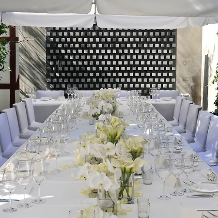 Hotel Widder - Zurichs Luxury Hideaway Curych