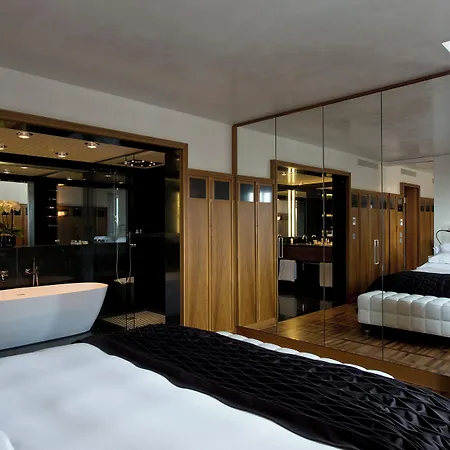 Widder - Zurichs Luxury Hideaway Готель 5*