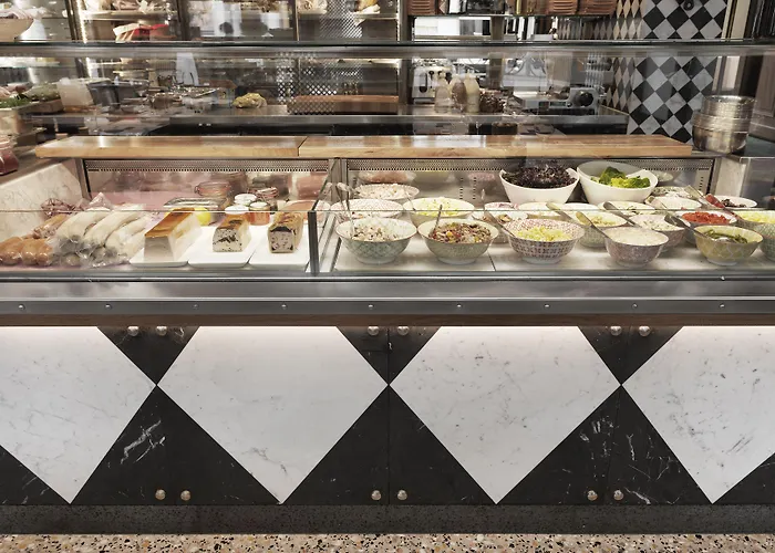 Widder - Zurichs Luxury Hideaway Готель 5*