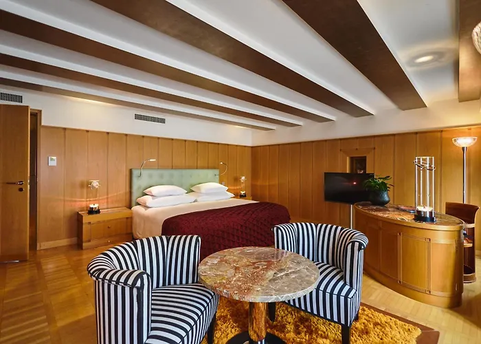 Hotel Widder - Zurichs Luxury Hideaway Zürich